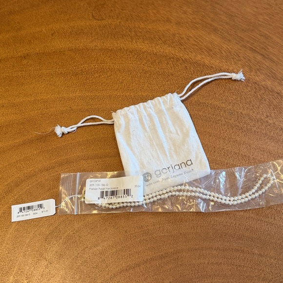 ✨ Gorjana Parker Pearl Necklace - Picture 4 of 5